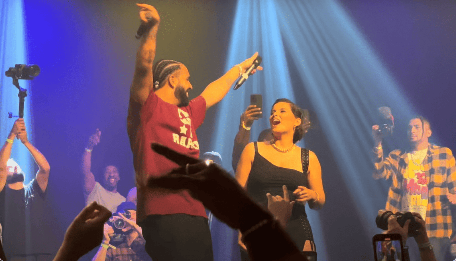 Drake's Tribute to Nelly Furtado at the Juno Awards: A Reunion of ...