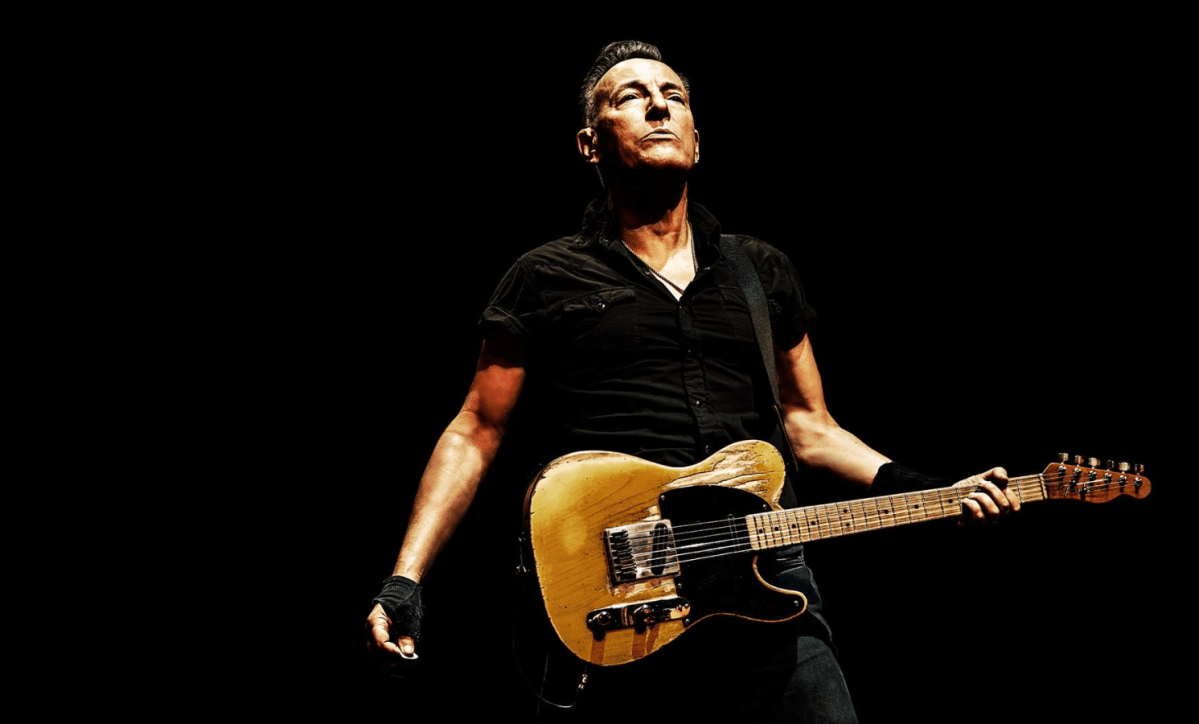 Bruce Springsteen and Chris Christie: A Surprising Reunion at a New ...